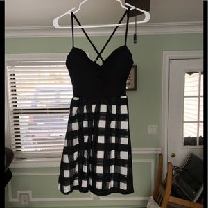 VS Pink checkered dress